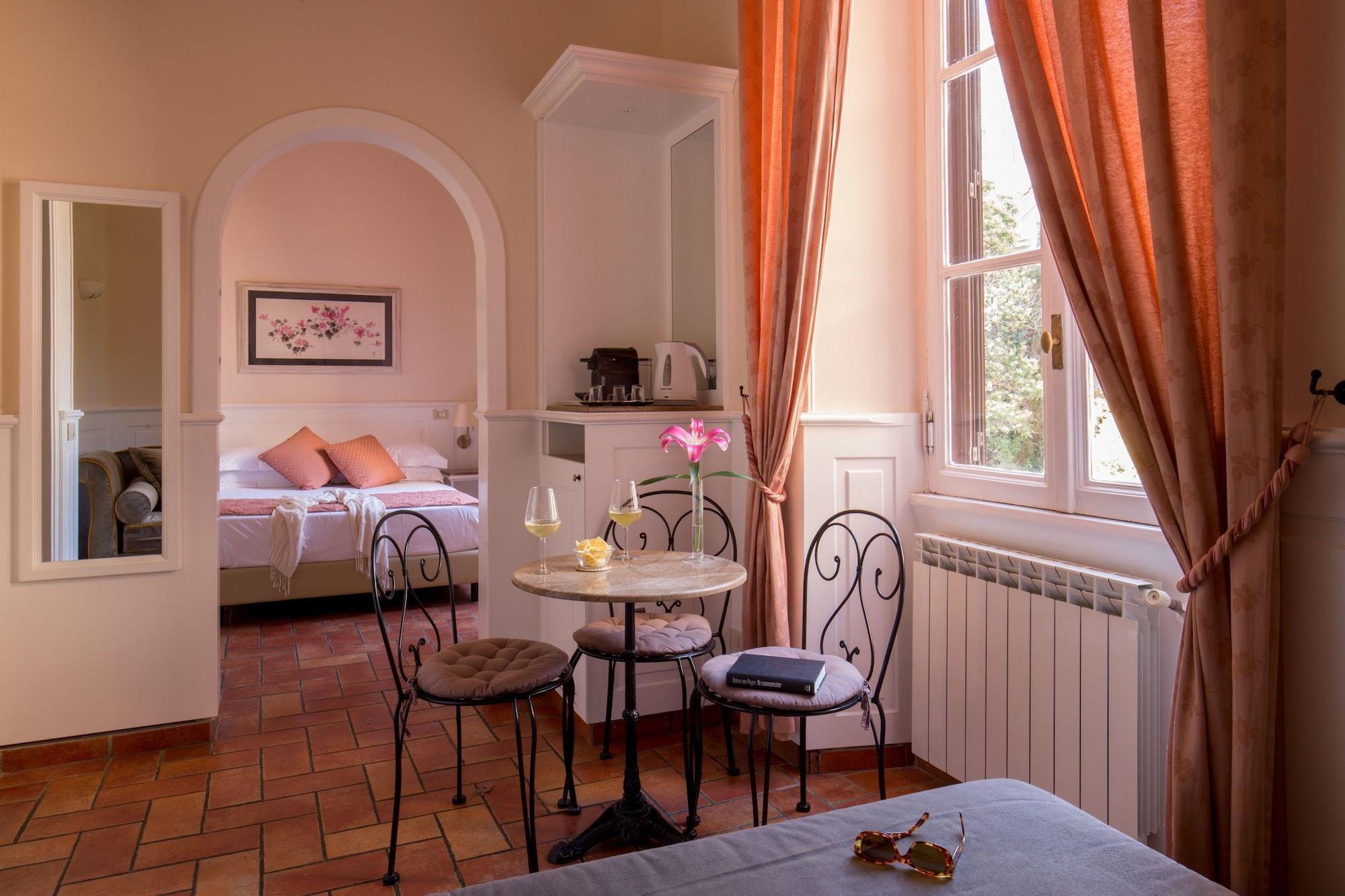 Aenea Bed and breakfast