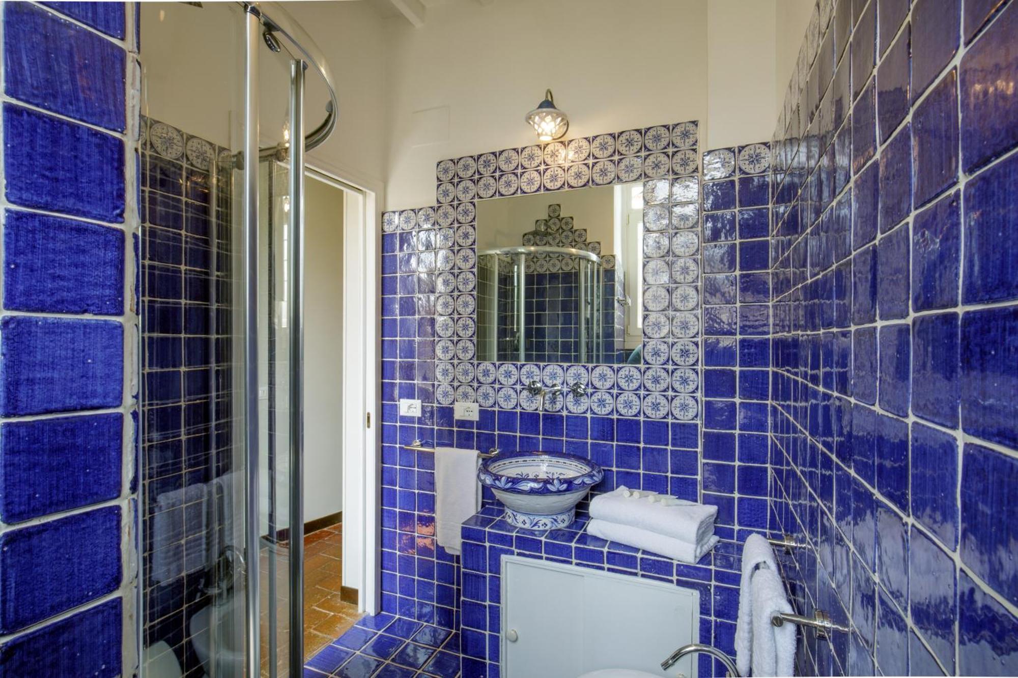 Aenea Bed and breakfast 3*