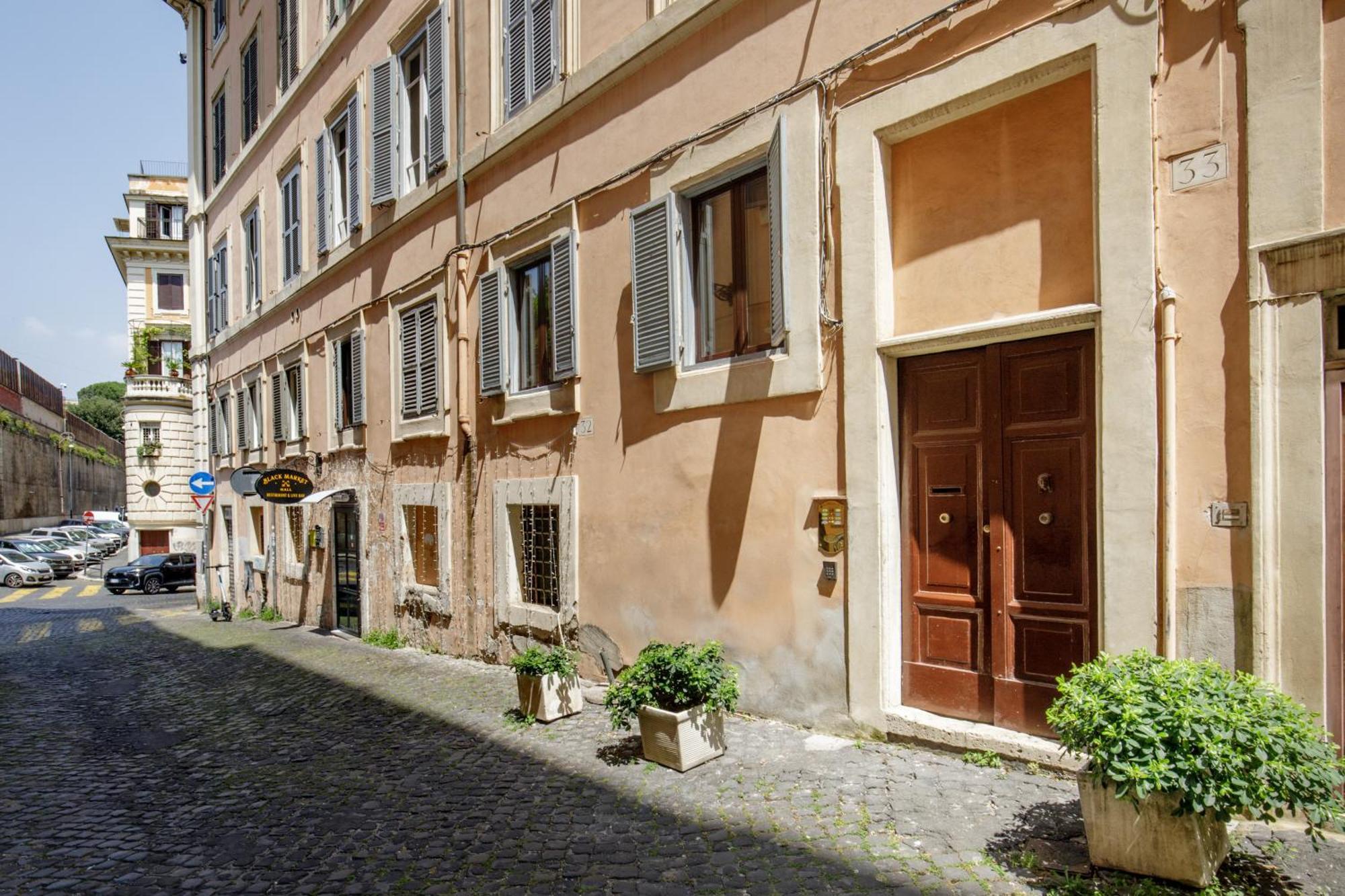 Aenea Bed and breakfast
